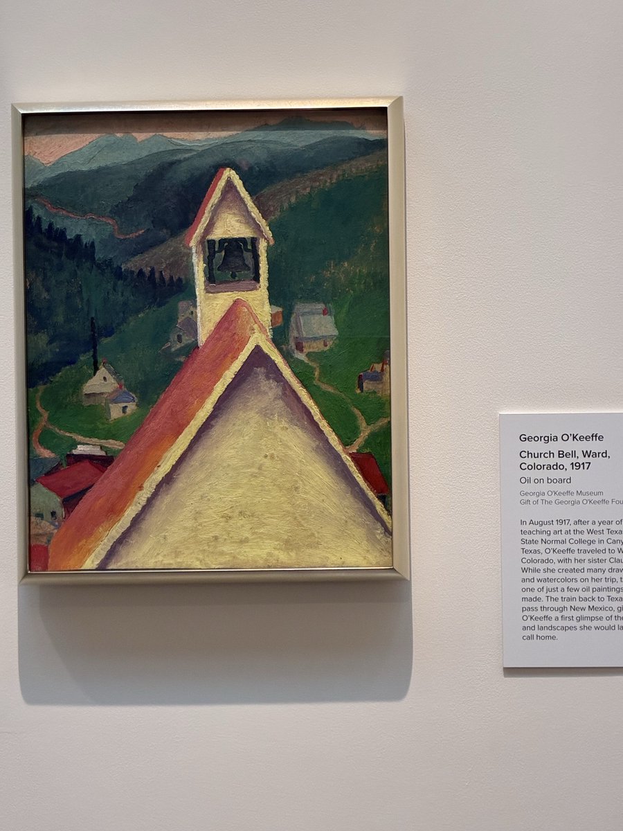 PamelatheActres's tweet photo. Looking around in Georgia O’Keeffe Museum from May #vacation in #santafé #newmexico #trip #georgiaokeeffemuseum https://t.co/FHUz4VuOoy