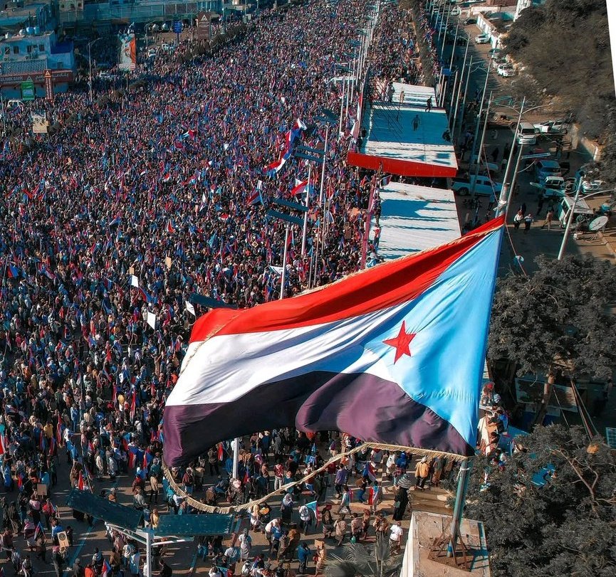 qnshrin's tweet photo. على جميع أبناء الجنوب الأحرار  تلبية نداء الوطن للمشاركة في مليونية يوم ٧ يوليو، في العاصمة عدن ومدينة المكلا، للتأكيد على الموقف الشعبي الرافض للوصاية. والاحتلال.
#جنوبيون_موعدنا_مليونيه_يوليو https://t.co/YCJKu69Gnq