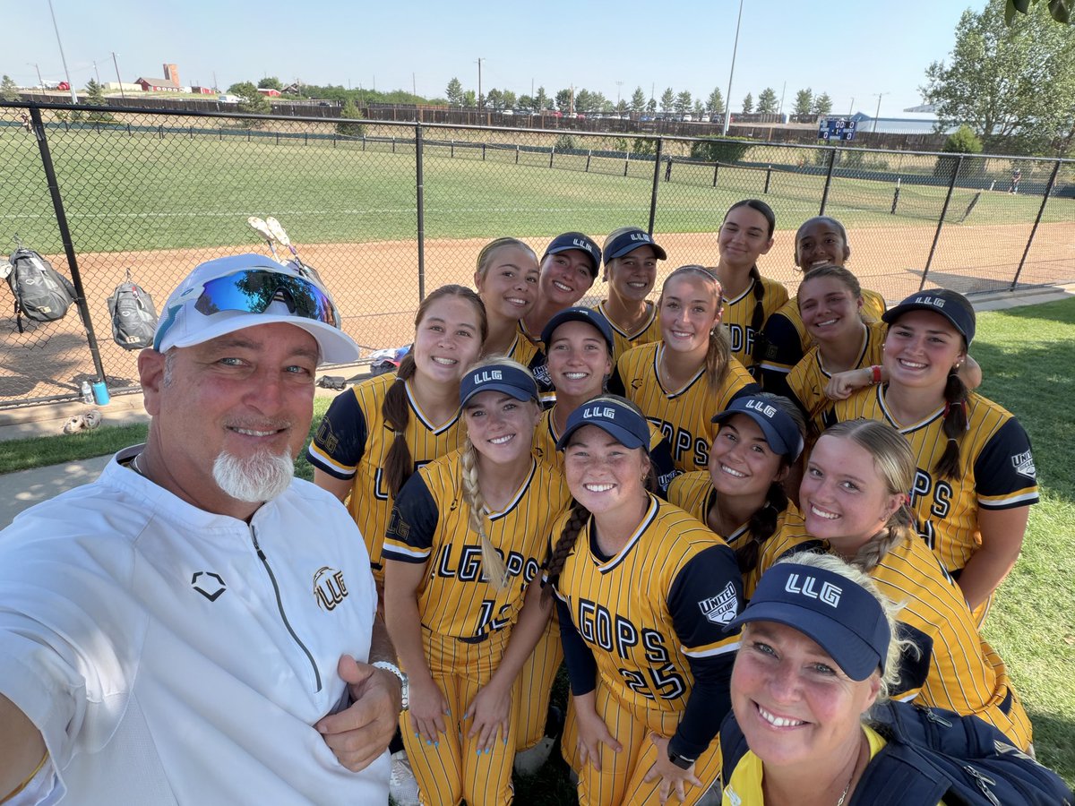LadyLightningG2's tweet photo. LLGDPS had an amazing run @TCSFastpitch Sparkler National Power Pool. Finishing Top 5 for the week. Amazing offensive week by @MiaaRolandd &amp; @BraelynBaulsir. Love seeing us hitting our stride before @PGFnetwork Nationals. @Org_LLG⚡️⚡️⚡️ https://t.co/MxZq5rmGFd