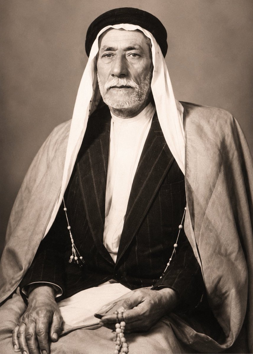 alghalebkw's tweet photo. ( دور الوساطة للأخوين : " ماتقي " و " نجف "
 في إتمام معاهدة الحماية عام 1899 م 🇰🇼 🇬🇧 )

ذكر هذا الحدث المرحوم الحاج : " إسماعيل علي إسماعيل جمال " في موضعين : 

1) مقابلته مع المرحوم : " سيف الشملان " 

2) من سلسلة حواراته مع حفيده الباحث : " محمد عبدالهادي جمال " ؛حيث ذكرها في كتابه : ( لقاء مع التاريخ ) ص 240 

#الشيخ_مبارك_الصباح #اسماعيل_جمال  #ماتقي_بن_غالب #نجف_بن_غالب #علي_عبدال #الكويت #بريطانيا #بوشهر