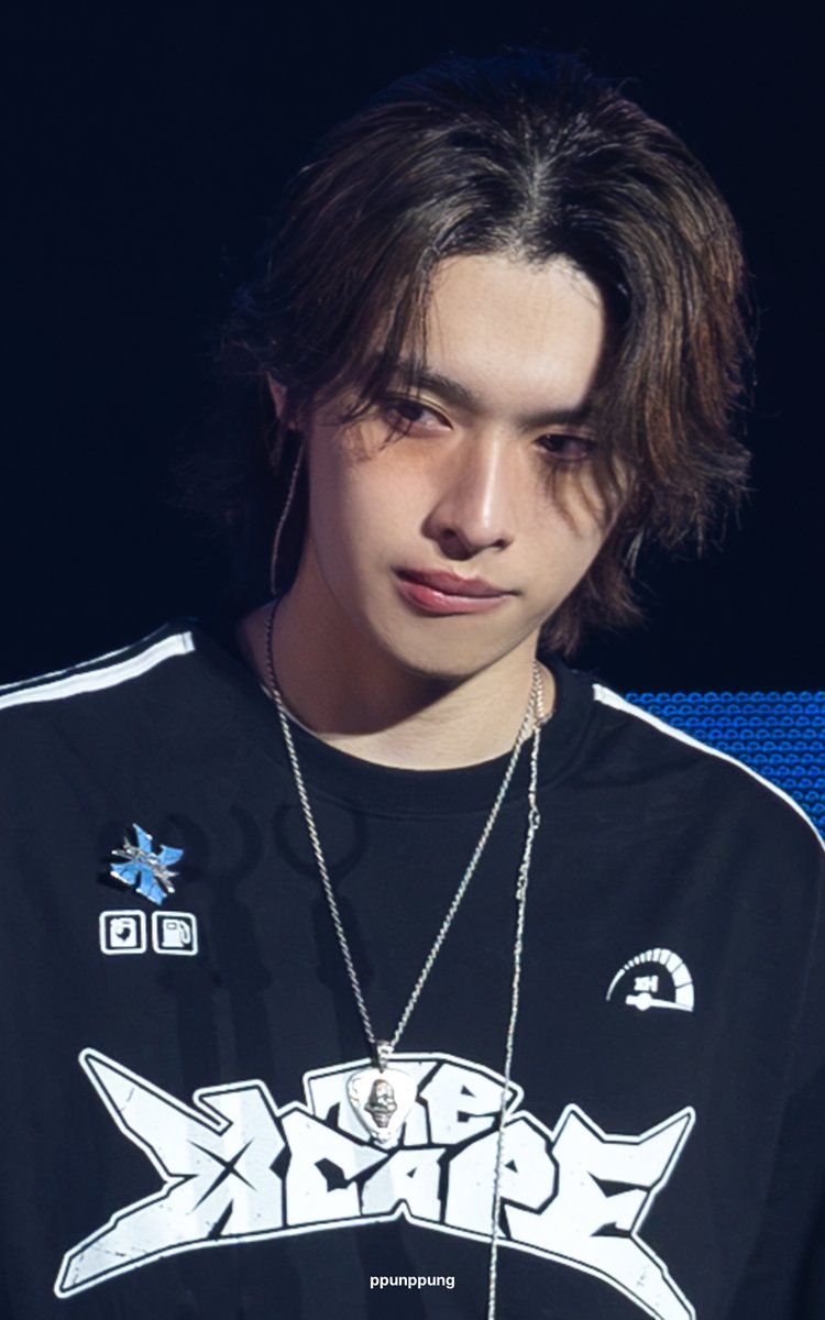 ppunppung4084's tweet photo. 260628 The Xcape 써머콘

드가연
#XdinaryHeroes #엑스디너리히어로즈 #Gaon #가온 #오드 #Ode #Jooyeon #주연 https://t.co/BSlZU5B3sZ