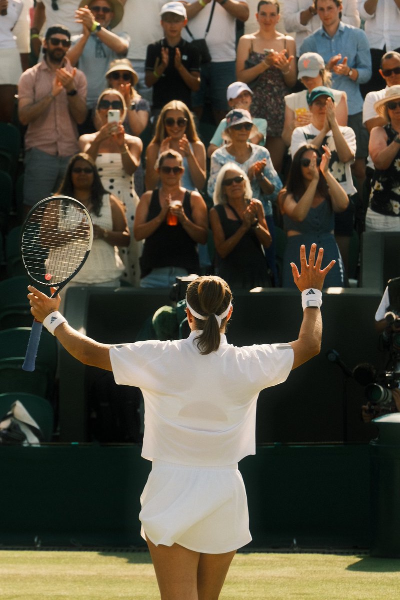 aliwimby's tweet photo. with those photos from Karolina Muchova R4, I would like to announce that user aligarros is now user aliwimby https://t.co/SvHyTFDQ3q