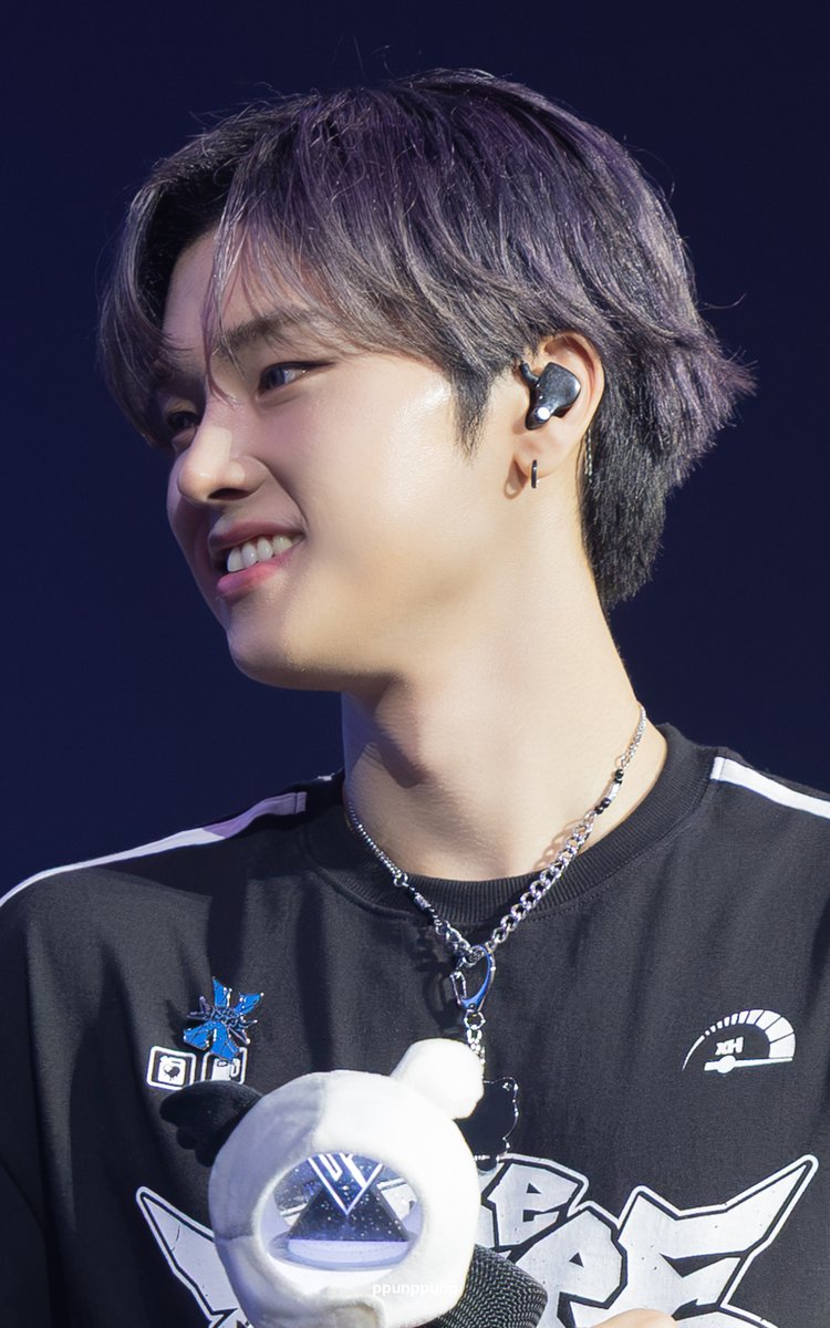 ppunppung4084's tweet photo. 260628 The Xcape 써머콘    

#XdinaryHeroes #엑스디너리히어로즈 #정수 #Jungsu https://t.co/JpVL1STihO