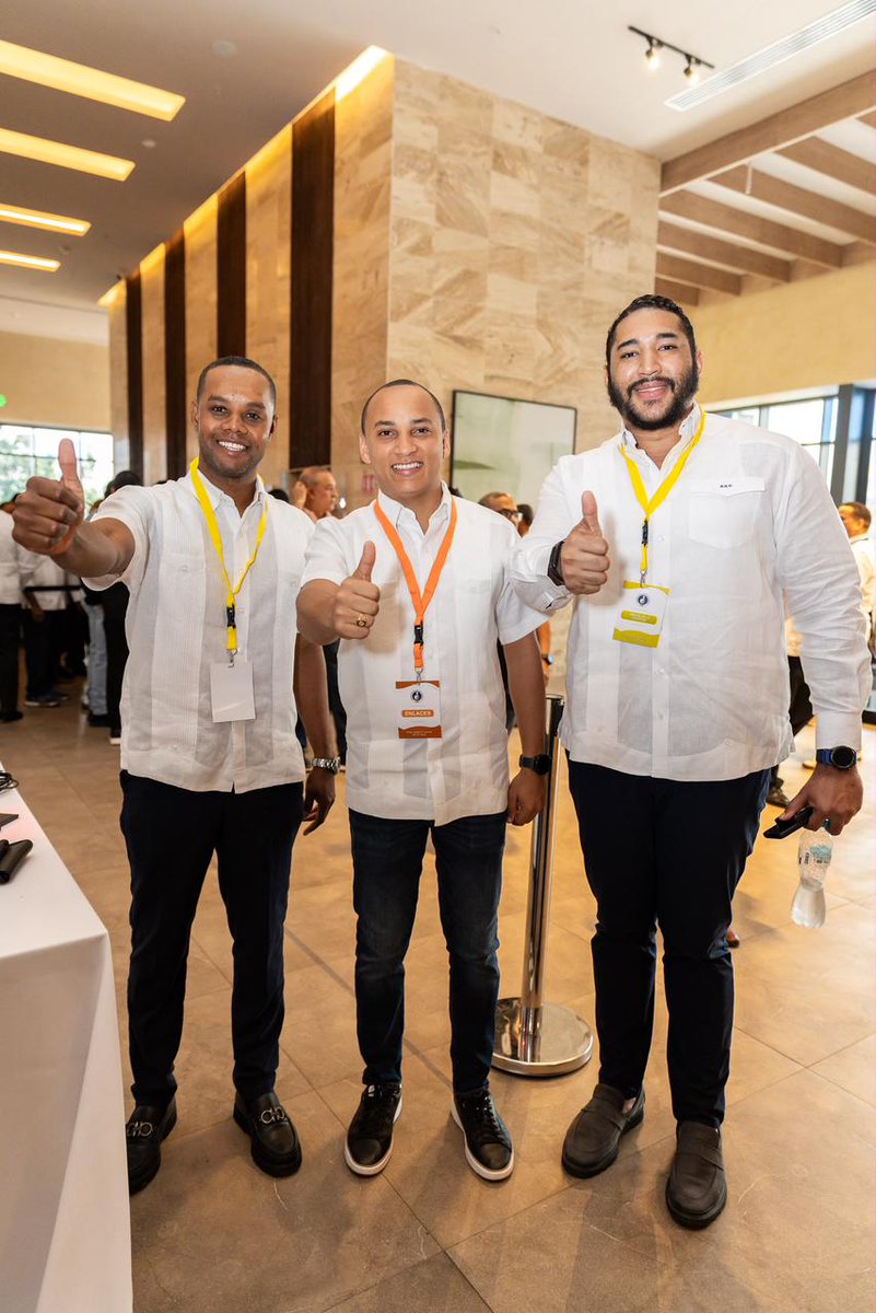 PRM_Oficial's tweet photo. 🇩🇴 Nuestros delegados de todo el país participan en esta jornada de la XXIII Convención Nacional Extraordinaria, para conocer la propuesta de reforma estatuaria y seguir construyendo el futuro de nuestra organización política. 

#ConvenciónPRM 👍 https://t.co/4ZlOUjqung