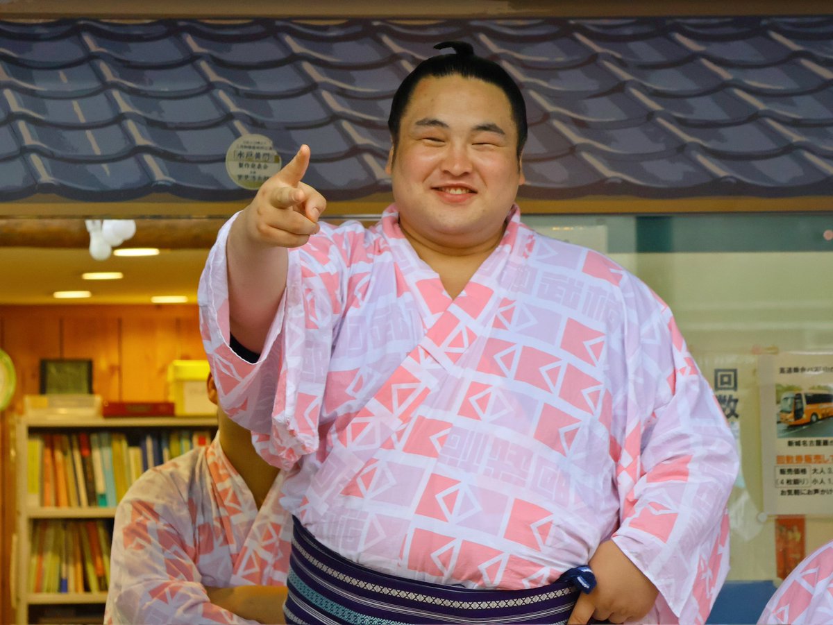 tama_yama_sumo's tweet photo. 7/4藤が丘でのイベント。

今年もじゃんけん大会ですばらしい勝負をしていた阿武剋関。
#阿武松部屋 https://t.co/1xUEnfSL2M
