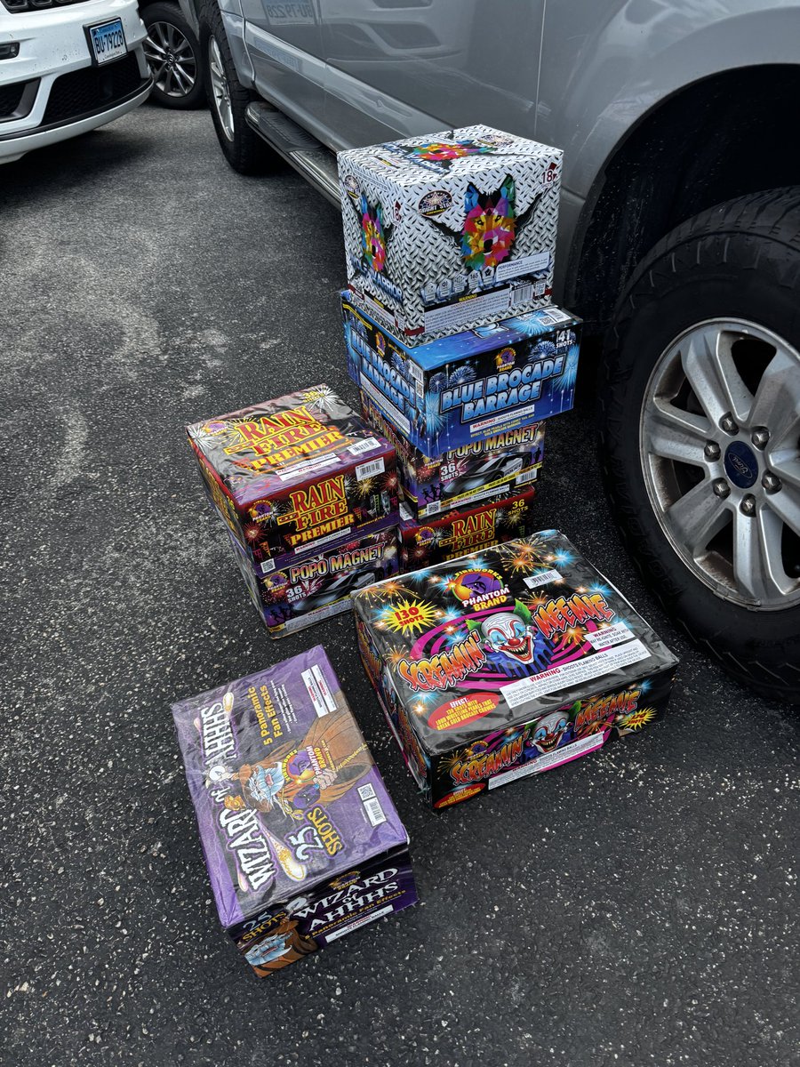 wFd_13's tweet photo. @therealbabacugs We held it down https://t.co/p1Td9OxrCz