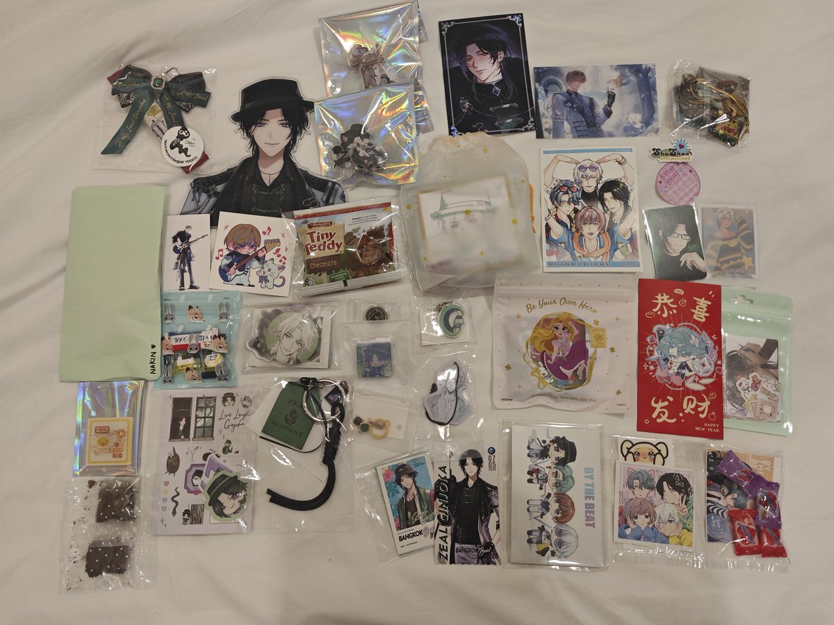 nakin_ye's tweet photo. Thanks a lot!! I received so much love from the wonderful event and all the wonderful Hzbeats!!! I could feel everyone’s love through the freebies, and every time we talked. It gives me so much power to go back to real life again.
#BangkokBeat https://t.co/HRVrmFtL0i