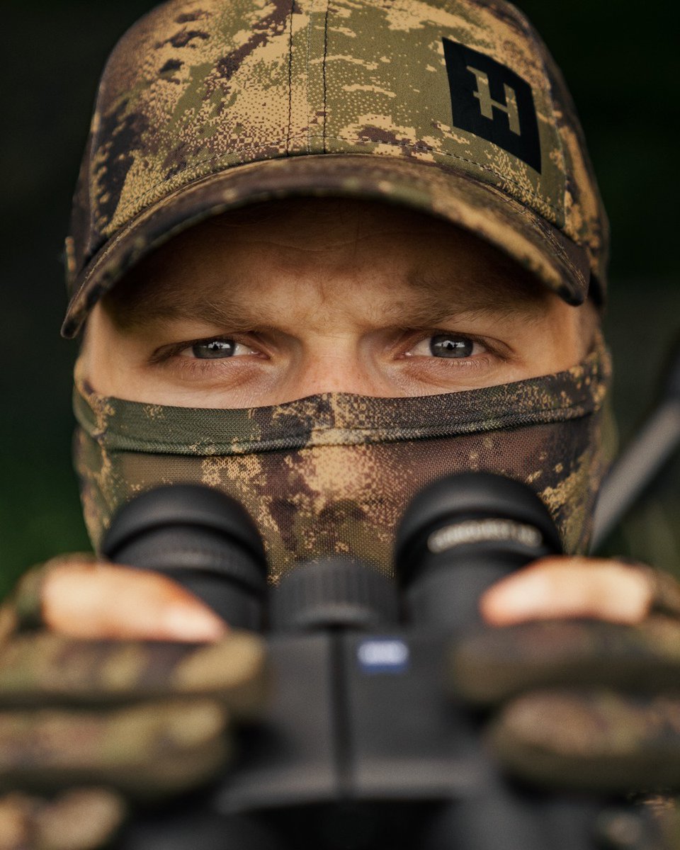 BushWear tweet picture