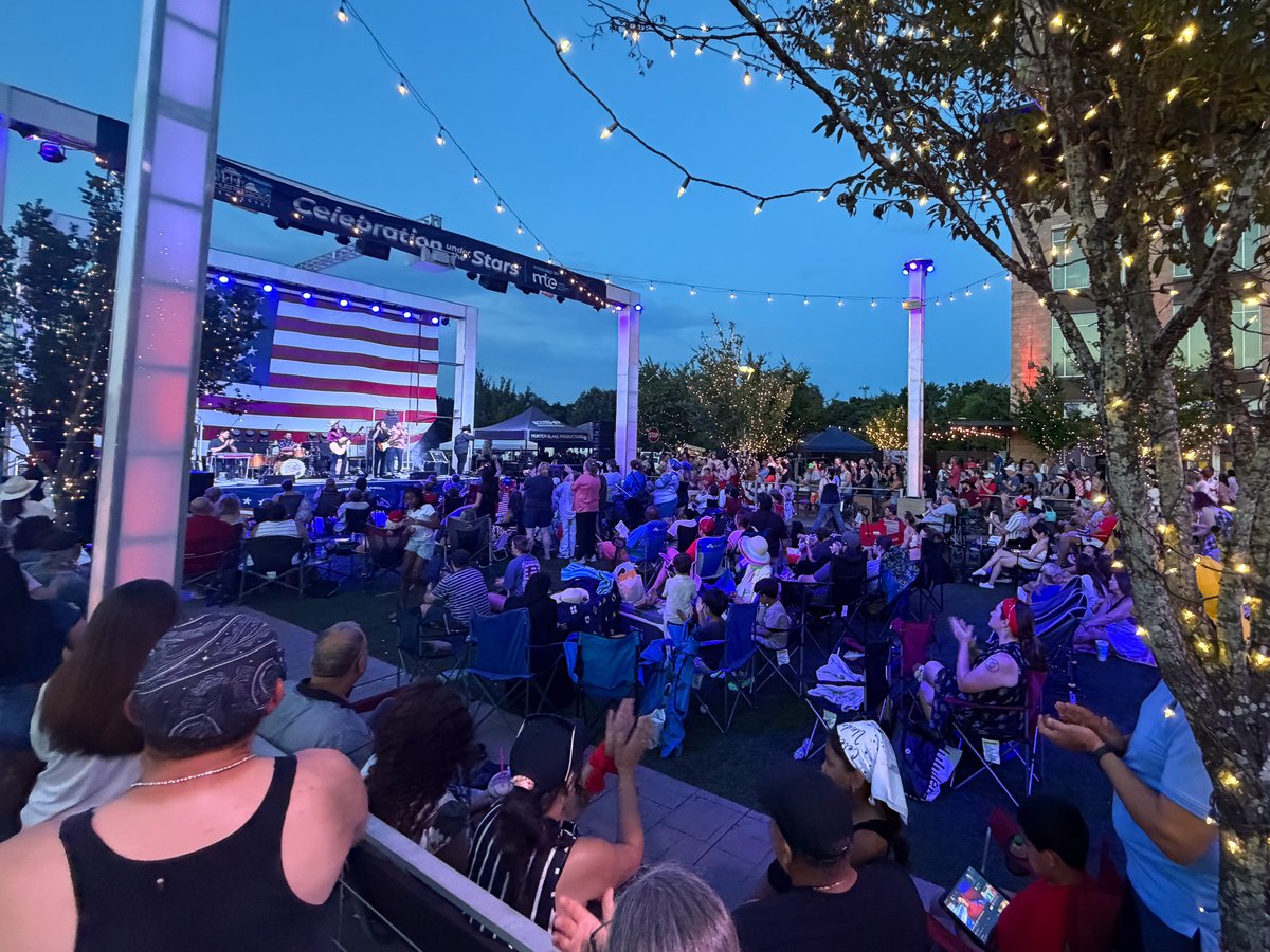 MidTnElectric's tweet photo. What an incredible Fourth of July🎆 

Thank you to everyone who joined us at Murfreesboro's Celebration Under the Stars event and helped make the day so memorable!

#MTE #FourthofJuly https://t.co/mXILMET6sx