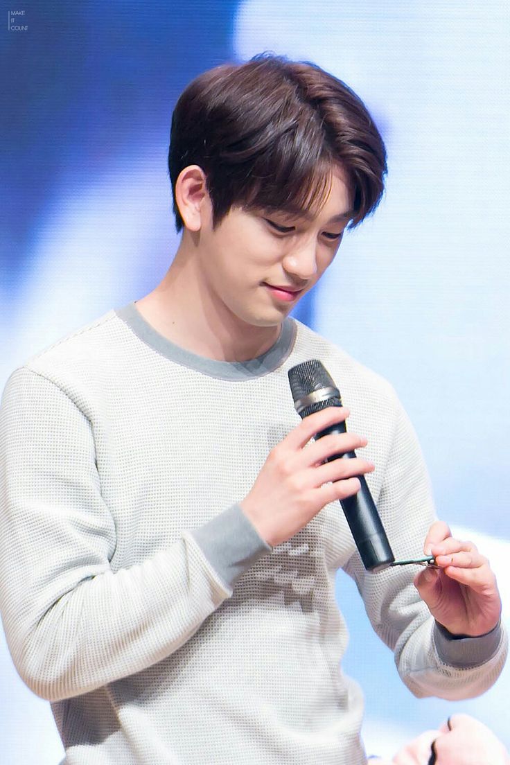_hourlyjinyoung's tweet photo. #JINYOUNG #박진영 #진영 #GOT7 #갓세븐 @JINYOUNG https://t.co/nOCgs5EwP5