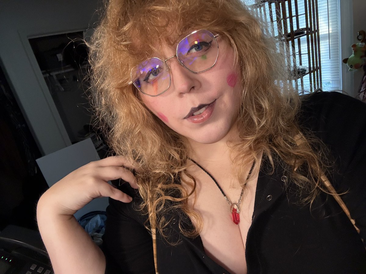 PiperIsHyperSSR's tweet photo. Does a fake ginger count (my hair eat hair dye,, it fades so fast) https://t.co/gdZ9fWIaQP