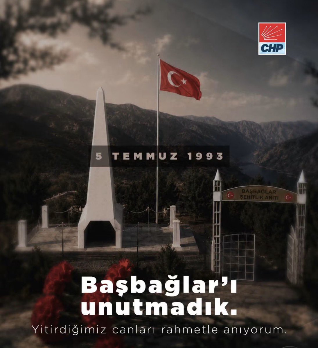 Cihanilim's tweet photo. Başbağlar Katliamı’nda hayatını kaybeden 33 vatandaşımızı, katliamın 33. yılında rahmetle anıyoruz.

Bu topraklarda yaşanan her acı, hepimizin ortak acısıdır. Unutmadık, unutmayacağız… https://t.co/NI1CQXrbAy