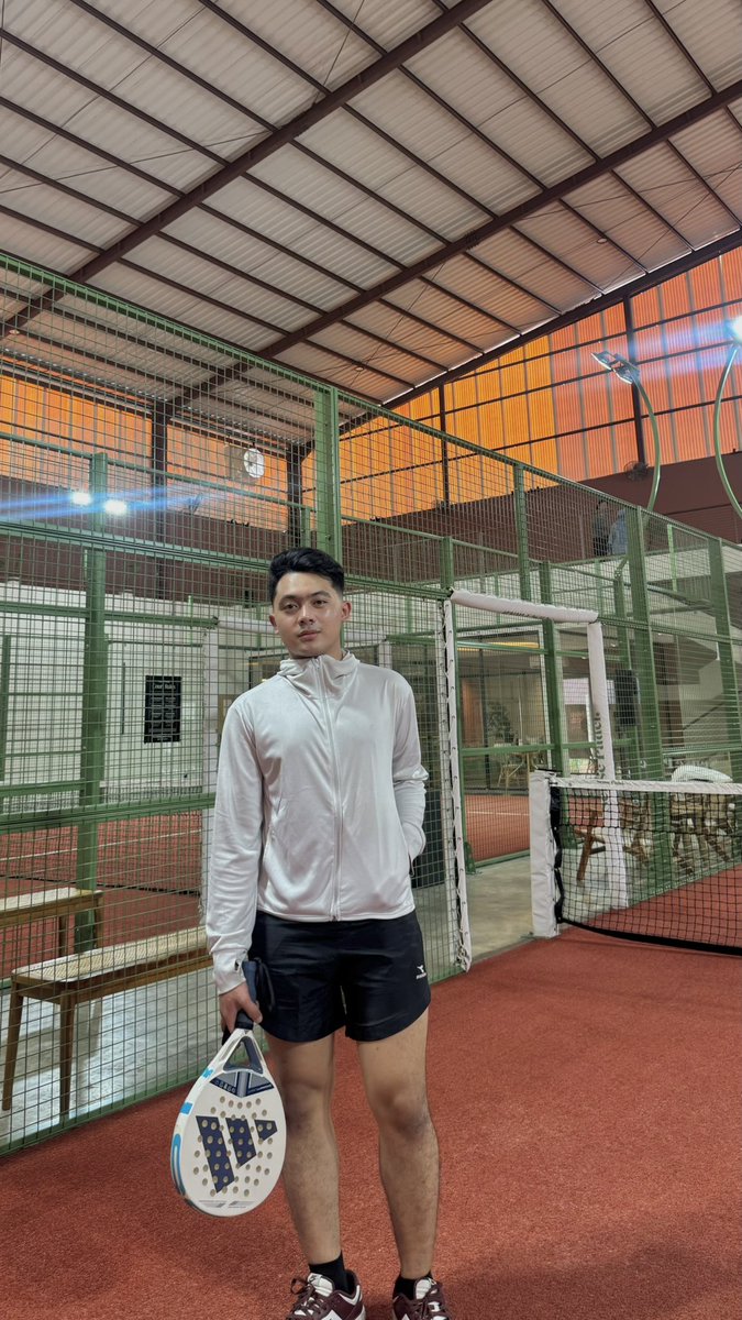 relxusers's tweet photo. Padel padelan https://t.co/mvbj7sxms0