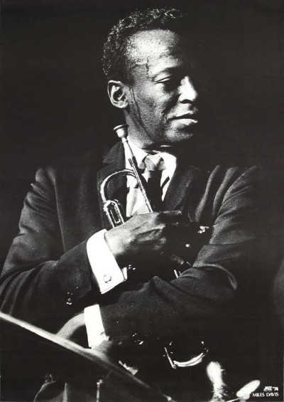 BlackMediaHub's tweet photo. “I know what I’ve done for music, but don’t call me a legend. Just call me Miles Davis.”

— Miles Davis https://t.co/1TolJw9qum