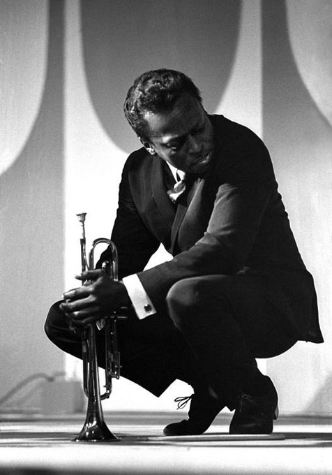 BlackMediaHub's tweet photo. “I know what I’ve done for music, but don’t call me a legend. Just call me Miles Davis.”

— Miles Davis https://t.co/1TolJw9qum