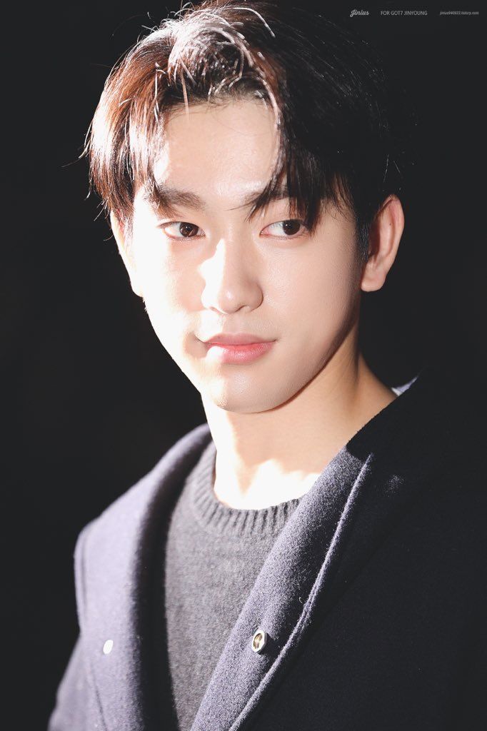 _hourlyjinyoung's tweet photo. #JINYOUNG #박진영 #진영 #GOT7 #갓세븐 @JINYOUNG https://t.co/dPitHUwprx