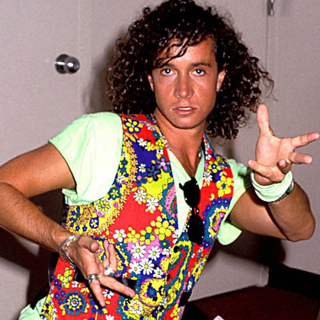 drewshade's tweet photo. This is Pauly Shore. 
Yeah, I woulda stopped that shit too. https://t.co/E4De1MM78e