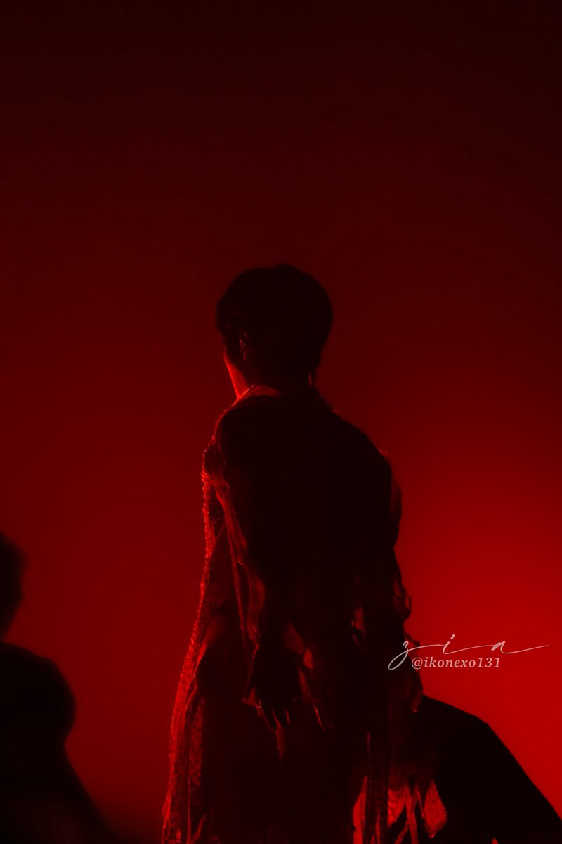 ikonexo131's tweet photo. each solo stage showcased the member’s individuality, artistry, and the unique color they bring to iKON. i love love love them all 🥺

#iKON_FOUREVER_TOUR_MNL
#iKONinMANILA2026 #iKON #아이콘 https://t.co/1Qsgc5X3Ax