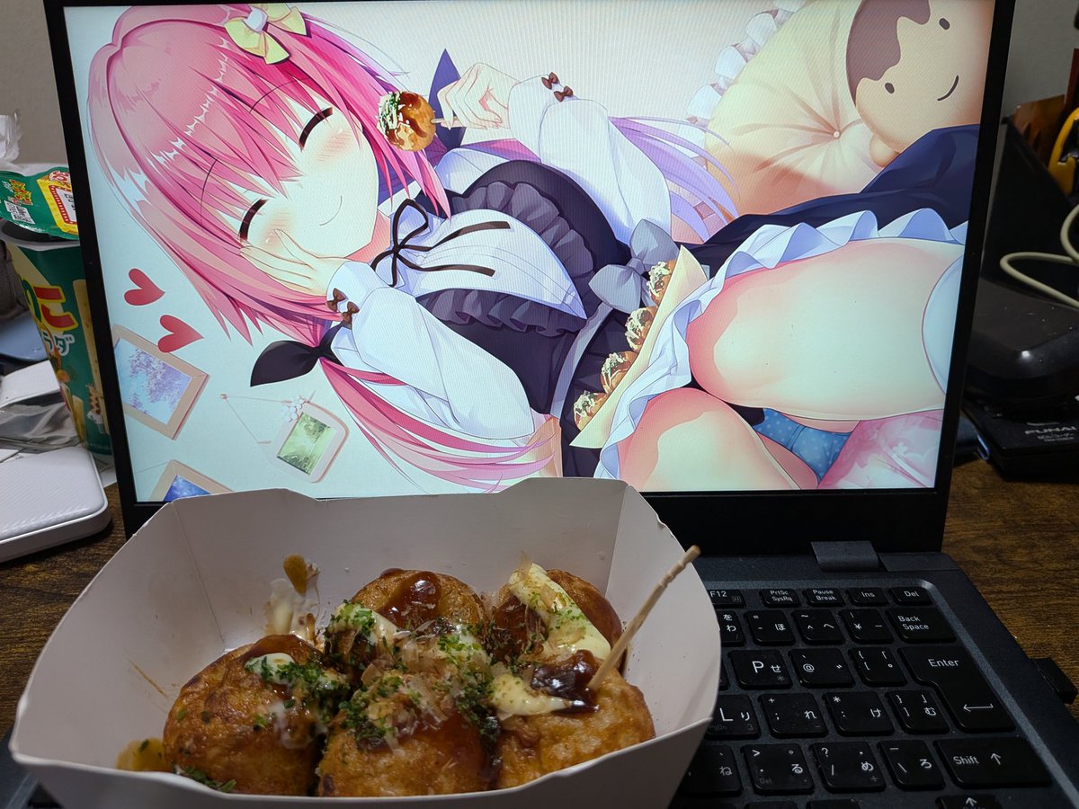 ろこん tweet media