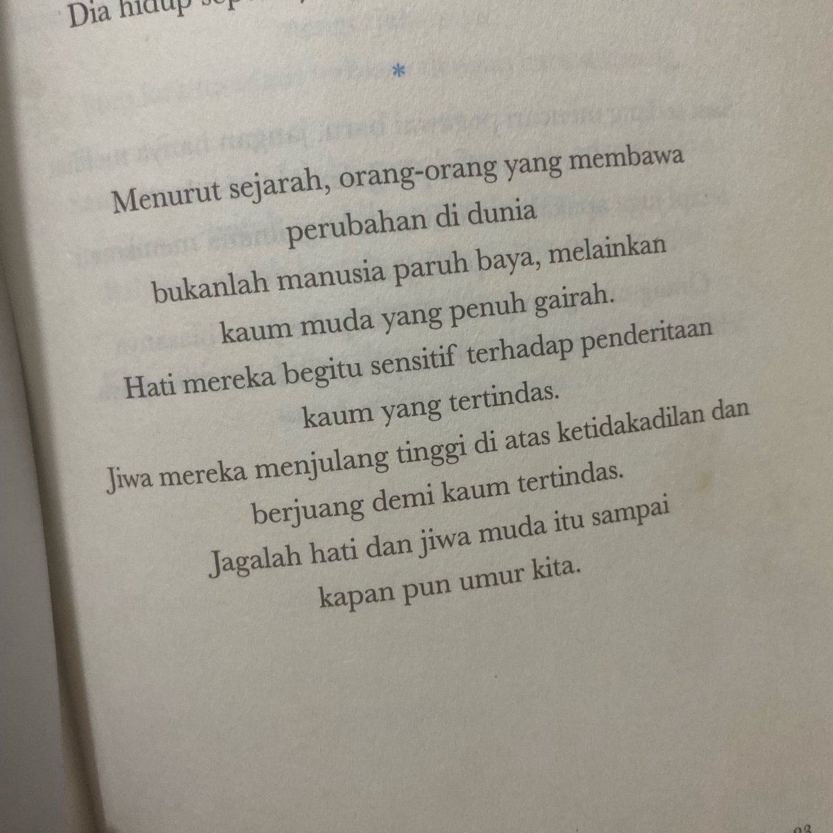 mochisenn's tweet photo. minggu ini belum meet up sama nusae karna lagi belum ada energi pergi lebih dari 2km, kopken for the rescue. https://t.co/YfDWG4lsbb