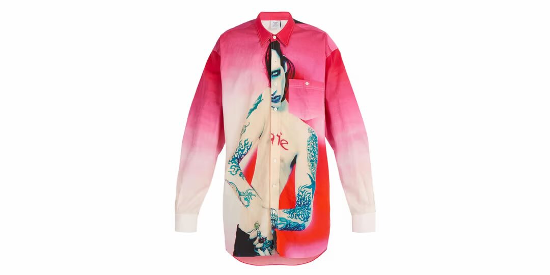 shotupin4k's tweet photo. Kanye West wearing
Vetements AW18 Marilyn Manson Button Up ($810+) https://t.co/e0bOxwBLee