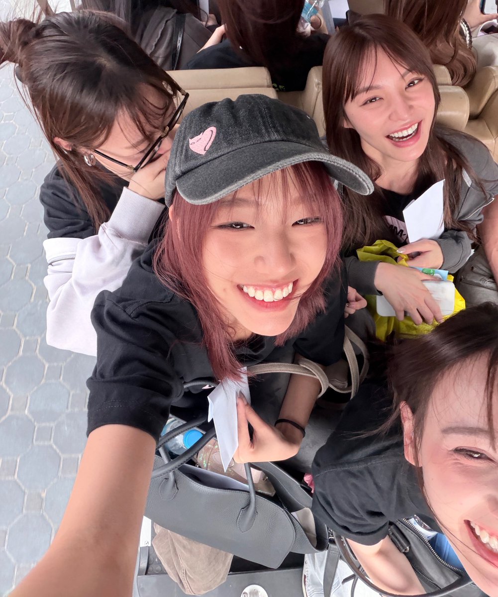 jjjboiledegg's tweet photo. novel readers😭what character is sangt playing?no wonder they kept on having pictures after pictures

EWB FINAL EP
#EnemiesWithBenefitsFinalEP https://t.co/kPYYaqLpFT