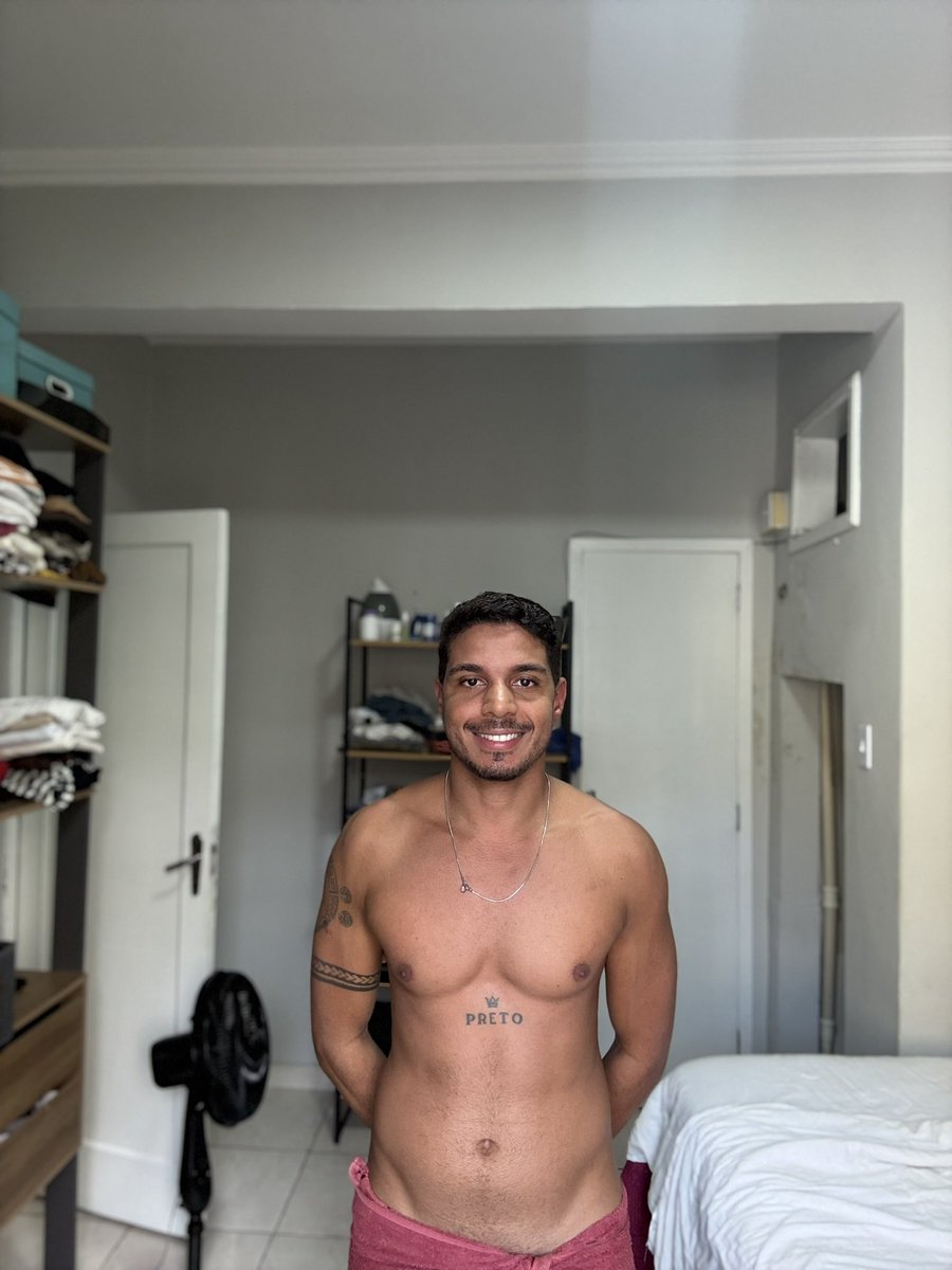 otelloveneza's tweet photo. Com barba grande ou barba curta? https://t.co/91XD7fQNJH