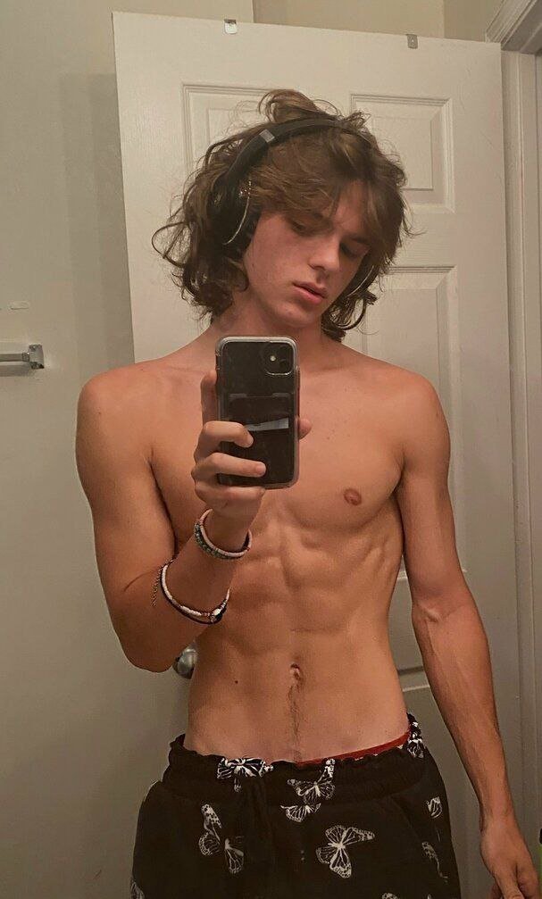 Ohbones tweet picture