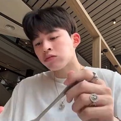 seongsgf's tweet photo. https://t.co/dTg3NG3nww