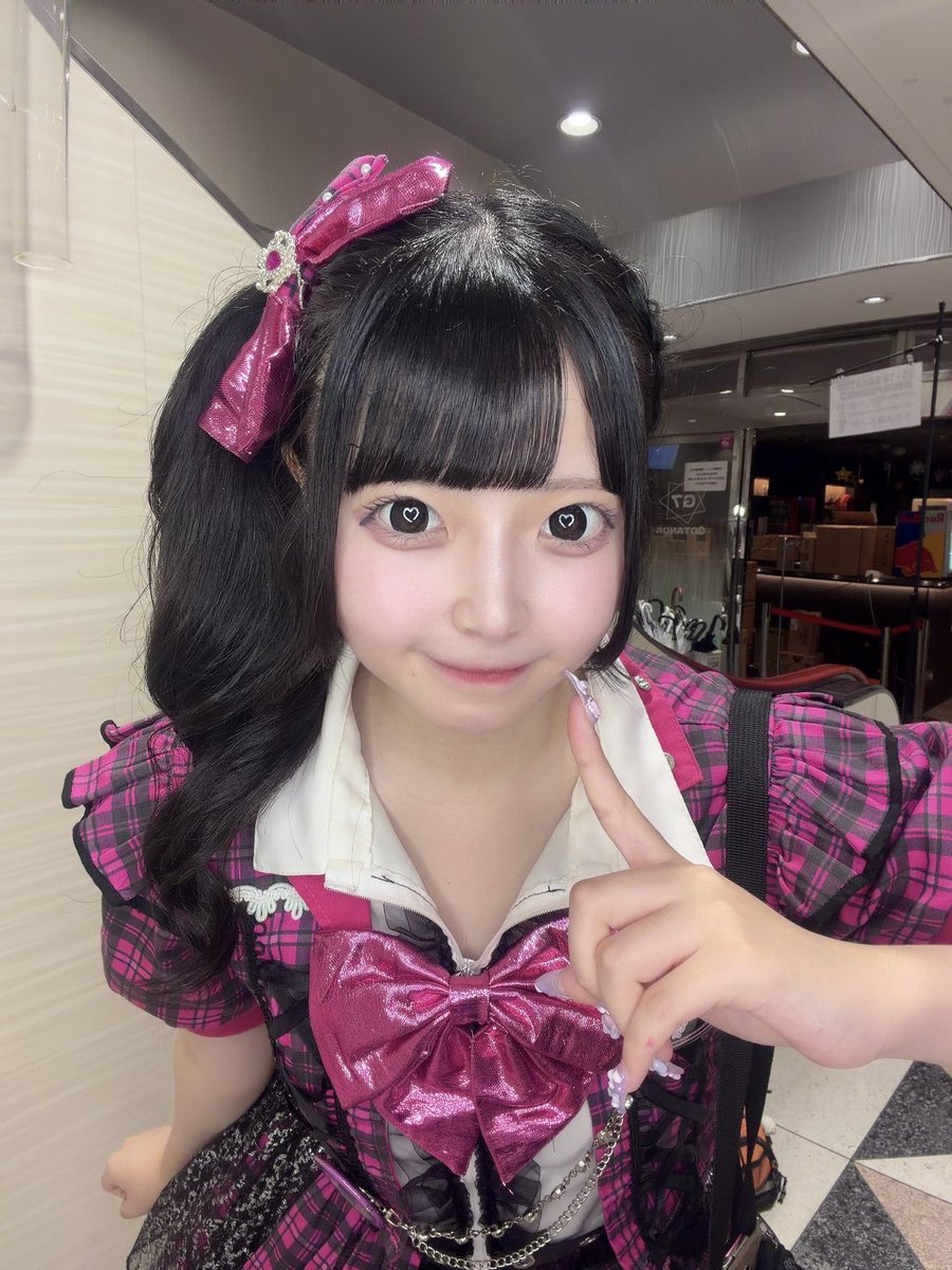 rendayo1022's tweet photo. 五反田G7にてセカイベフェスありがとうございました♡れんちゃんのおめめがハートでかわいい꒰ᐢ っ· ᴗ⸝⸝ᐢ꒱💕 https://t.co/jyEeN3eJJv