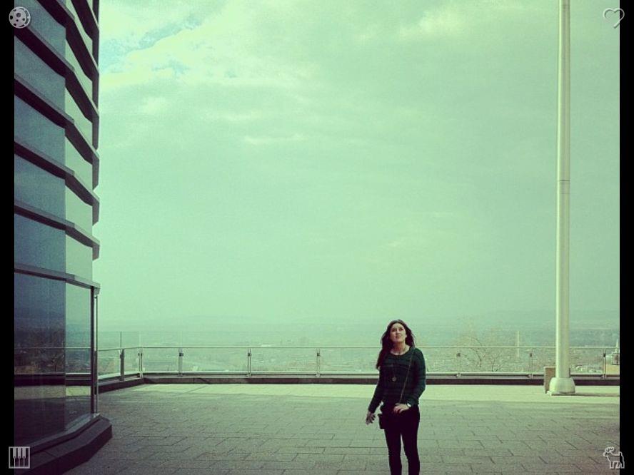 moritoar's tweet photo. I checked the tide chart on my phone and saw that high tide is coming in an hour, meaning fish will be more active and feeding in the deeper channels. I hauled up the anchor and moved the boat toward a familiar rocky reef. Braised rice, braising. https://t.co/OlEiTeXR1h