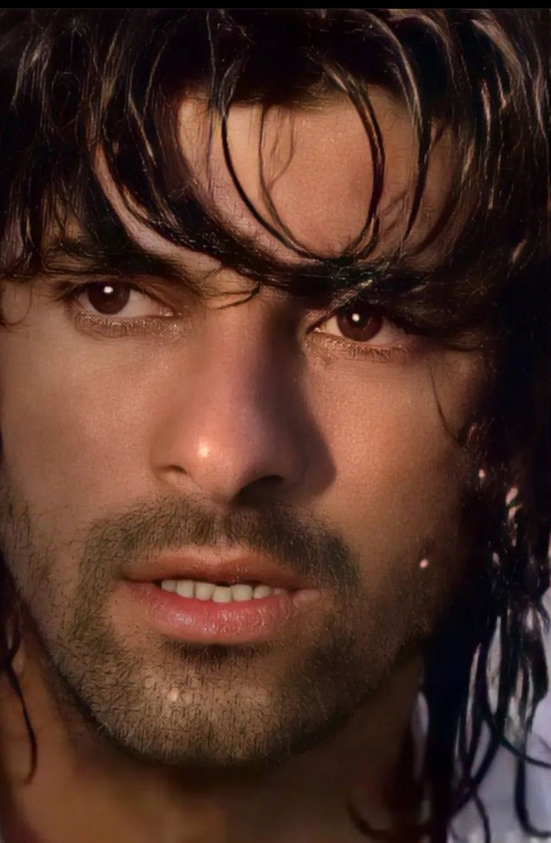 VAkyurek23's tweet photo. Inolvidable Kerim Ilgaz 🤍

#EnginAkyürek 
   EnginAkyürek 
   💙🇦🇷💙 https://t.co/TAwKwUMAJj