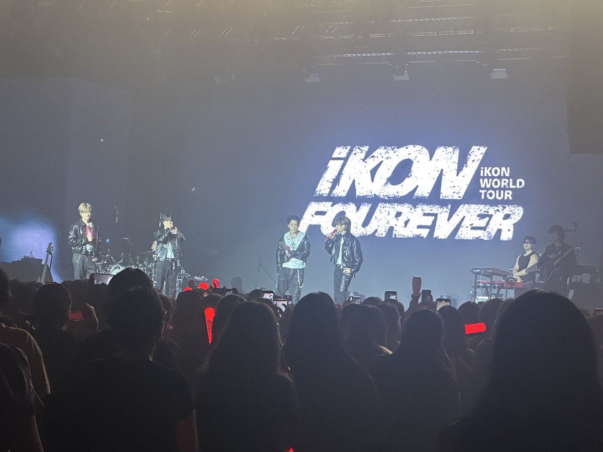 emeneydi's tweet photo. Thank you for not skipping MANILA.
We’ll definitely wait for you.
Looking forward on the next waeng waeng. @bobbyranika 

#iKONiMANILA2026
#iKON_FOUREVER_TOUR_MNL https://t.co/JZ7QZO9cz7