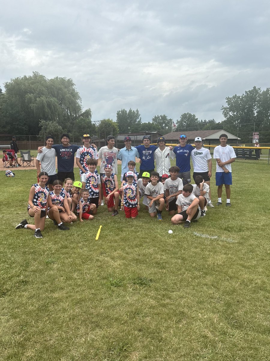 trenton_ruffolo's tweet photo. Happy 4th of July! The second Wiffle Warriors wiffleball tournament was a huge success. My cofounder @dombernardone_ and I enjoyed running this event to help Eddie Golden and his Family. The event raised over $3,000 to support Eddie’s battle against cancer. Eddie was awesome, and his team even ended up winning the championship. Stay Golden!
@JrRadomski @Emerson_Weber29 @ethanorlowski6 @GreyGordon2029 @tinofav6 @BreezyBear_20 @nicholsdugout