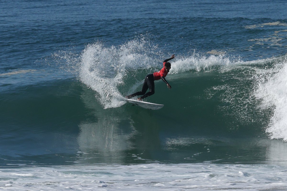 the_surfer_kids's tweet photo. Super proud of Inam for making it through both of his heats today! 🌊👏

He's earned his spot in the U16 Boys Quarter Finals after showing incredible grit and determination in today's challenging conditions.

Wishing him the very best of luck for tomorrow 💙🏄‍♂️🙌

📸 @SASurfing https://t.co/zT380u0FEk