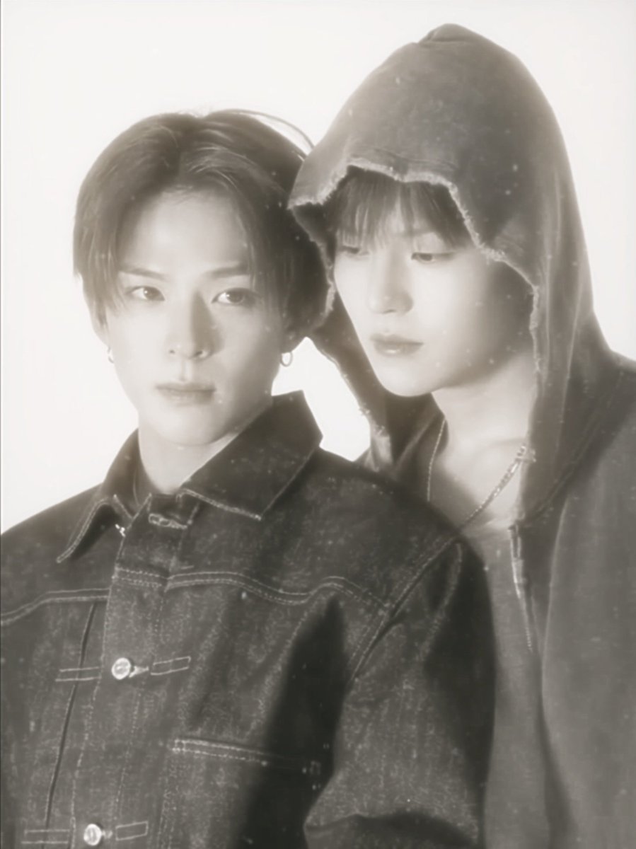 hmd_sah's tweet photo. ㅤㅤㅤ﹫ʜᴍᴅ_sᴀʜ ୨✷ ᴜᴘᴅᴀᴛᴇ

— 𝒇𝒊𝒓𝒔𝒕 𝑦𝑒𝑎𝑟 𝒘𝒊𝒕𝒉 𝓉𝒽𝑒 𝒍𝒐𝒗𝒆 𝒐𝒇 𝒎𝒚 𝒍𝒊𝒇𝒆. 🤍 https://t.co/7kziJqWn0B