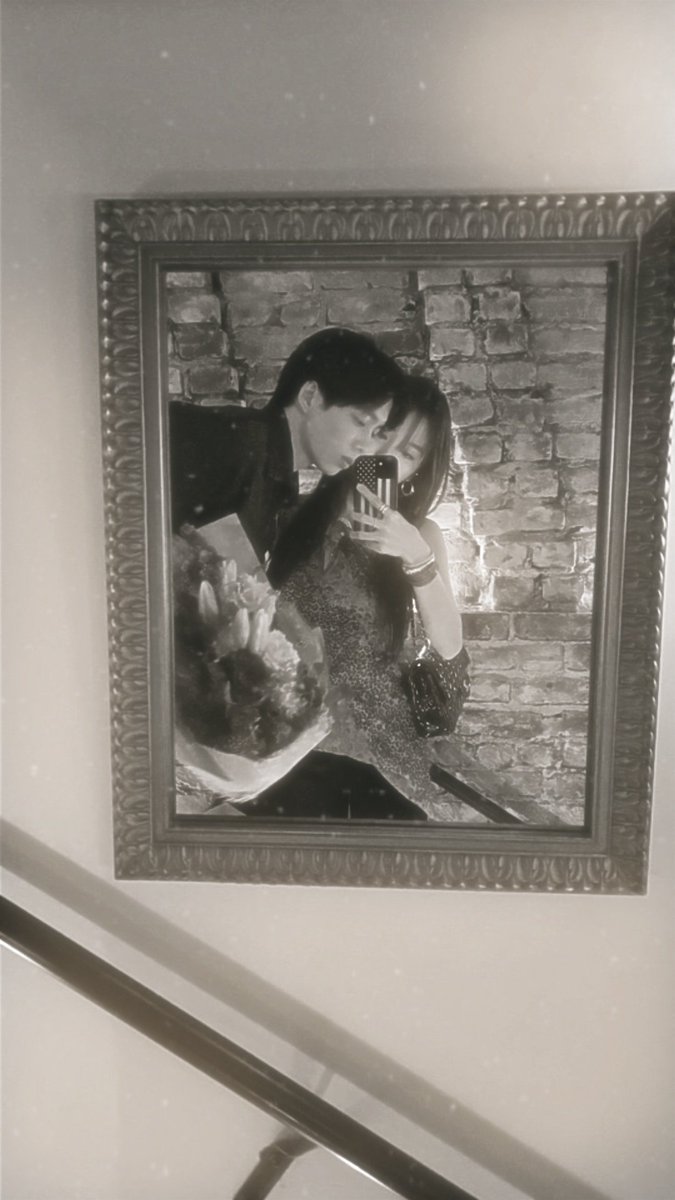 hmd_sah's tweet photo. ㅤㅤㅤ﹫ʜᴍᴅ_sᴀʜ ୨✷ ᴜᴘᴅᴀᴛᴇ

— 𝒇𝒊𝒓𝒔𝒕 𝑦𝑒𝑎𝑟 𝒘𝒊𝒕𝒉 𝓉𝒽𝑒 𝒍𝒐𝒗𝒆 𝒐𝒇 𝒎𝒚 𝒍𝒊𝒇𝒆. 🤍 https://t.co/7kziJqWn0B
