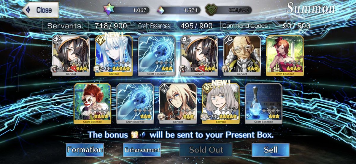 LMPNolan's tweet photo. JE SUIS TOUT NU OBERON ET MORGAN DANS LA MÊME MULTIIIIIIIIIIIII

#FGO https://t.co/sbHjlFTuyR