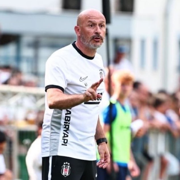 PozitifSport's tweet photo. Vincenzo Italiano: "Bu takım Midtjylland maçına %100 hazır olmayacak, bu bir gerçek." https://t.co/JZTPC4YzTB