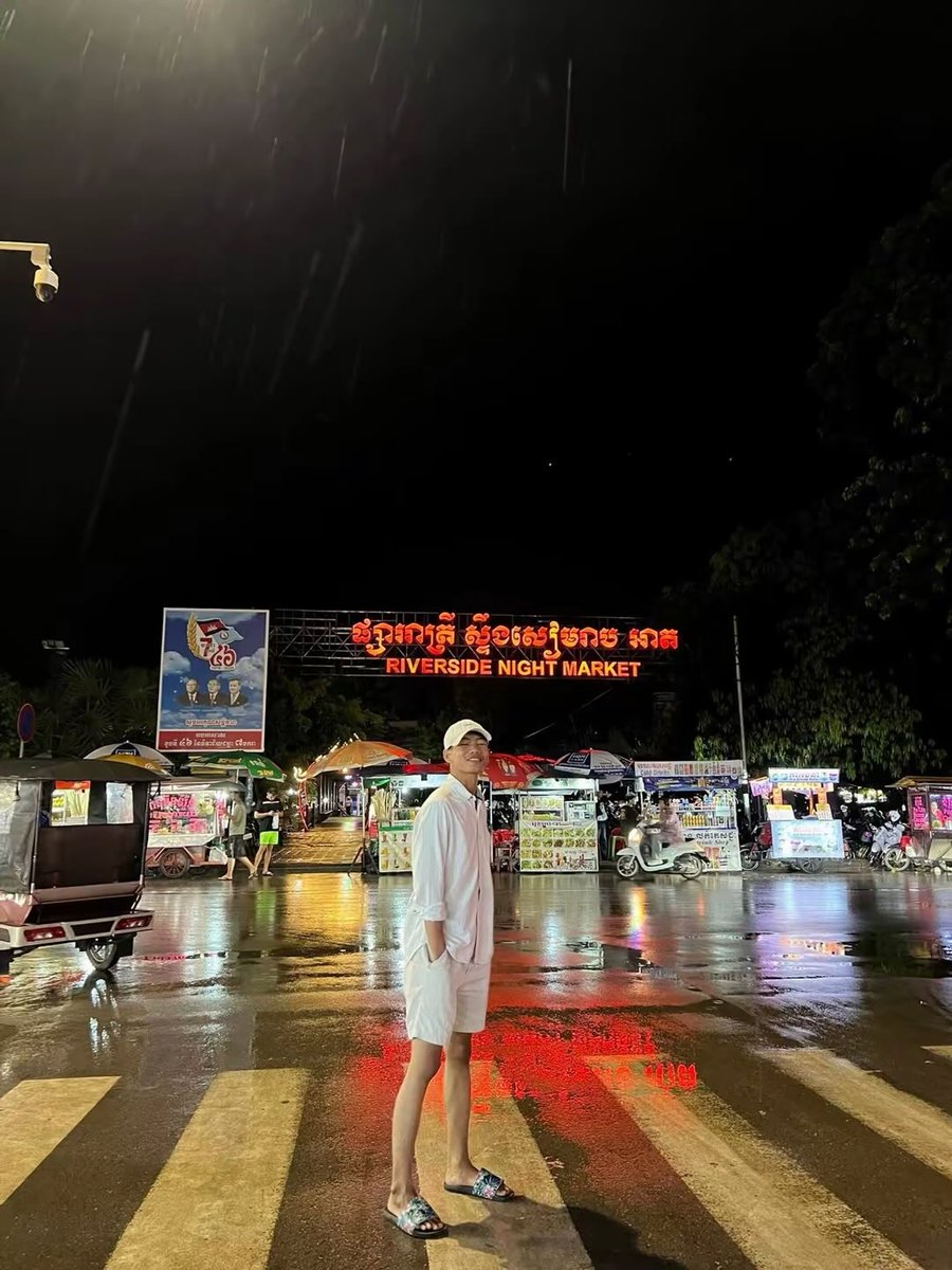 PutheaR52142's tweet photo. បិទភ្នែកស្រមៃ☺ https://t.co/sazPK4BUmC
