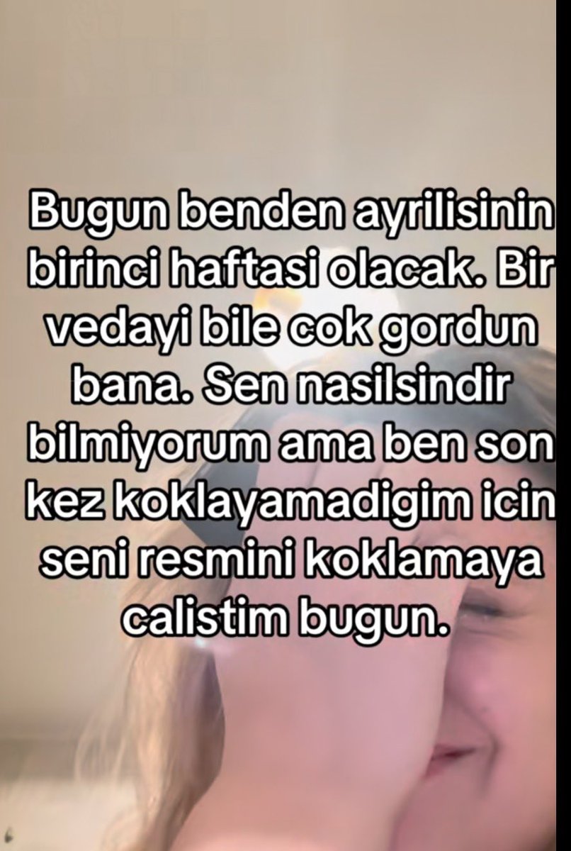 ambiti0017's tweet photo. Büyük konuşmak istemiyorum ama böyle video nasıl paylaşabiliyorsunuz ya hiç olmadı  çocuğa yap demiyorum ama çok istiyorsan IBANndan engelimi aç ya da konuşalım falan yaz bu böyle niye elaleme kendinizi rezil ediyonuz https://t.co/OILf4Nq5WV