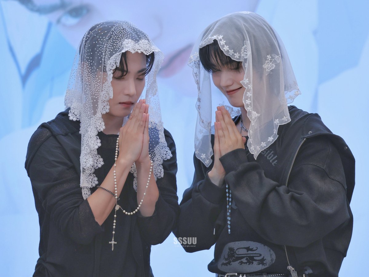 UYUHYO803's tweet photo. 260704 수원 공팬

ᴸᵘˣ ⁱⁿ ᶜᵒʳᵈⁱᵇᵘˢ ᶠᵒʳᵗⁱᵘˢ ˡᵘᶜᵉᵗ .𖥔 ݁ ˖ִ ࣪𖤐

#이션 #ETION #승준 #SEUNGJUN
#온앤오프 #ONF https://t.co/uhTpXE5rpa