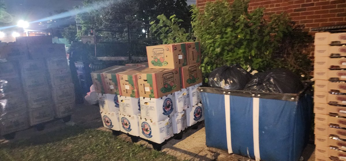 2young260328's tweet photo. @PhilWongNYC @junipercivic @BobHoldenNYC  @NYCSanitation @nypost when is the food pantry on Caldwell and 80th going to be addressed? This food has been left out during this heatwave. This attracts rodents and brings quality of life down. Take a look for yourself and come on Sat https://t.co/s2h2i4cUFN
