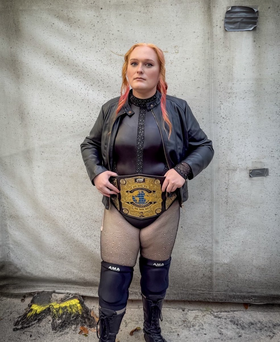 HistoryofGTS's tweet photo. Happy birthday to @ItsEmilySaxton https://t.co/vHwo7nosaW