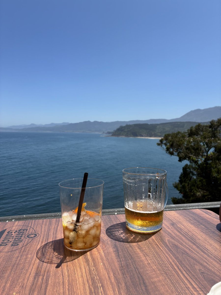 loreloriloro's tweet photo. domingo en Lastres 🌞 https://t.co/QstDOCLLP9