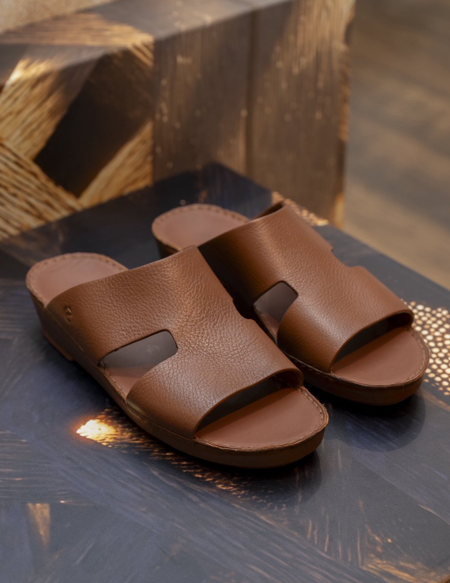 DalmaMall's tweet photo. Step into comfort that keeps up with every plan.
Visit ECCO at Dalma Mall for sporty sandals, sleek leather slides, and everyday styles made to move with you.
📍First Floor, Dalma Mall
#ComfortFootwear #EverydayComfort #FootwearFinds #DalmaMall #InAbuDhabi https://t.co/Cs3mSlbWju