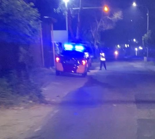 gussbagus_f1's tweet photo. SAYA PULANG KE RUMAH HABIS NOBAR DAN SUDAH MELIHAT PARA POLISI DISIAGAKAN AKAN GELOMBANG PERTAMA ARUS JUMAWA https://t.co/LbdXVCBhyn