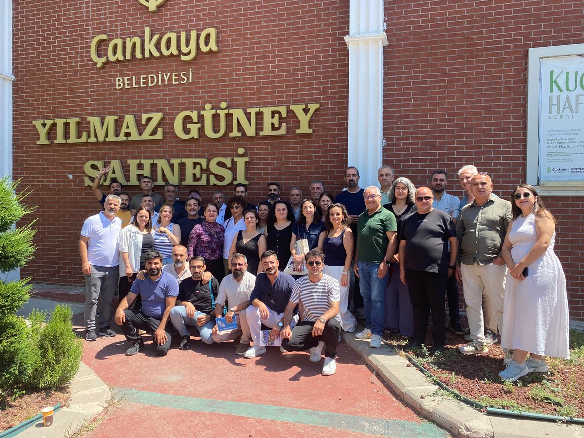 MardinSes's tweet photo. Ankara Yılmaz Güney Kültür Merkezi’nde iki gün boyunca gerçekleştirilen KESK 11. Dönem 3. Danışma Meclisi Toplantısı’na Ses Mardin Şubesi adına Eşbaşkan Ercan ASLAN katılım sağladı.
Kamuda çalışan tüm emekçilerin haklarını korumanın  örgütlü mücadele ve dayanışmadan geçtiği bilinciyle, işyerlerinden alanlara sendikal mücadeleyi kararlılıkla büyütmeye devam edeceğiz.
Yaşasın KESK, yaşasın SES
@sesgenelmerkezi @KESK1995 @QoserSes @NusaybinSES1996