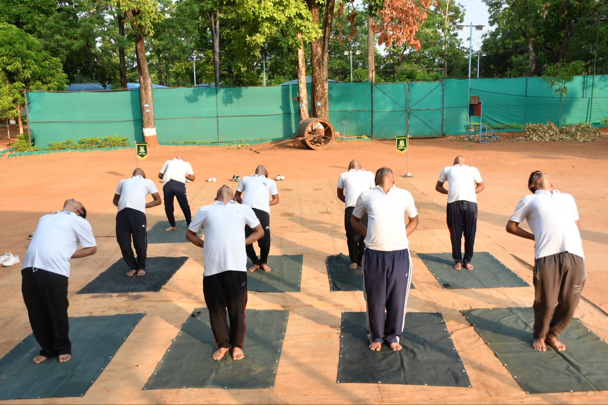 85BNCRPF's tweet photo. #Day44
#YogaDay2026
#100DaysCountdown
Yoga activities at Hq 85 Bn CRPF Bijapur on 05/07/2026. https://t.co/ZZ5xBG75tP
