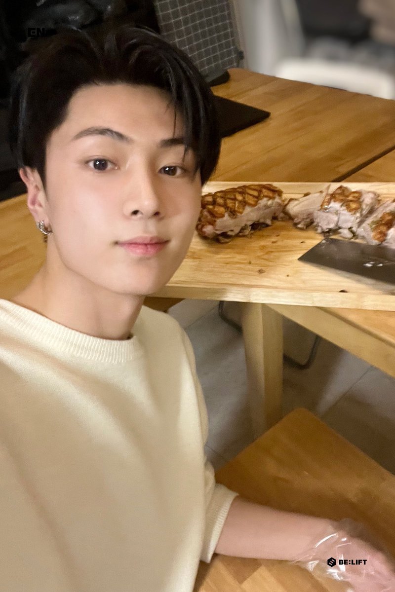 soosooxjjong's tweet photo. 사귀고싶음 https://t.co/wWUBIA4f6v